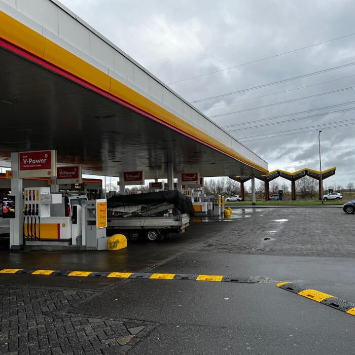 Foto's Shell Recharge Charging Station
