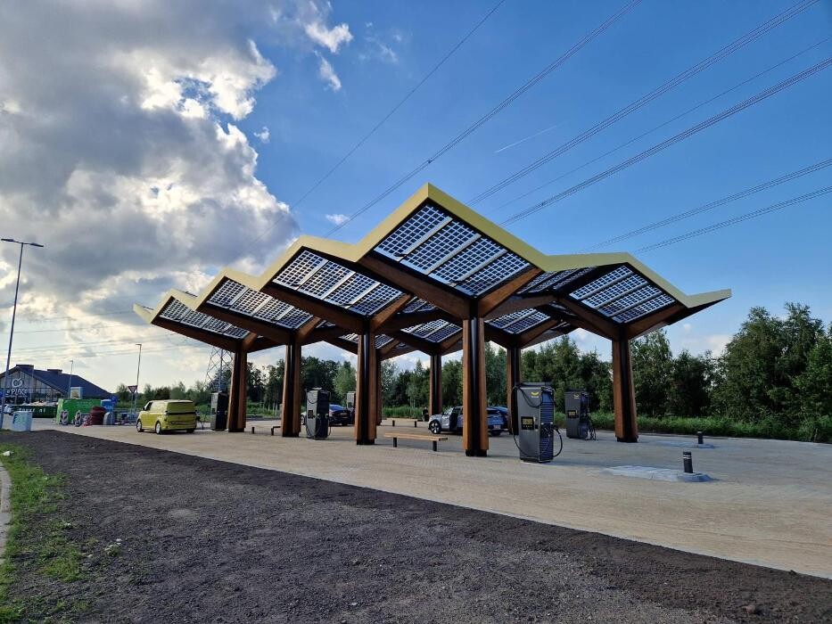 Foto's Fastned Charging Station