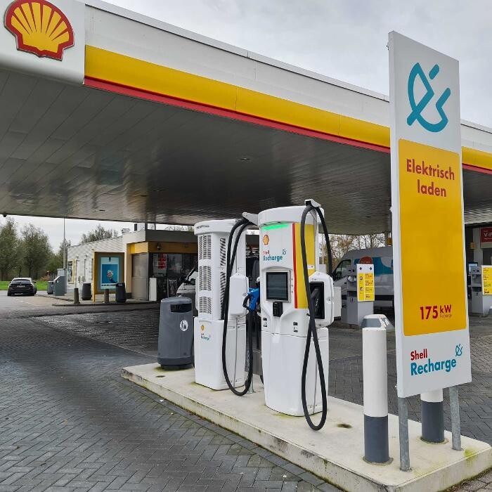 Foto's Shell Recharge Charging Station