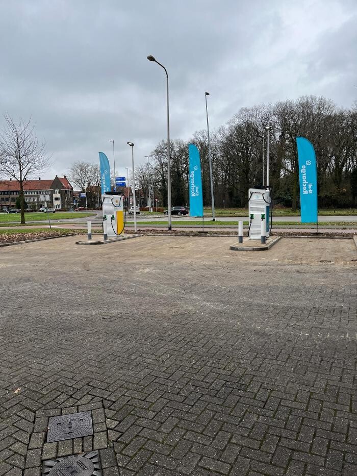 Foto's Shell Recharge Charging Station