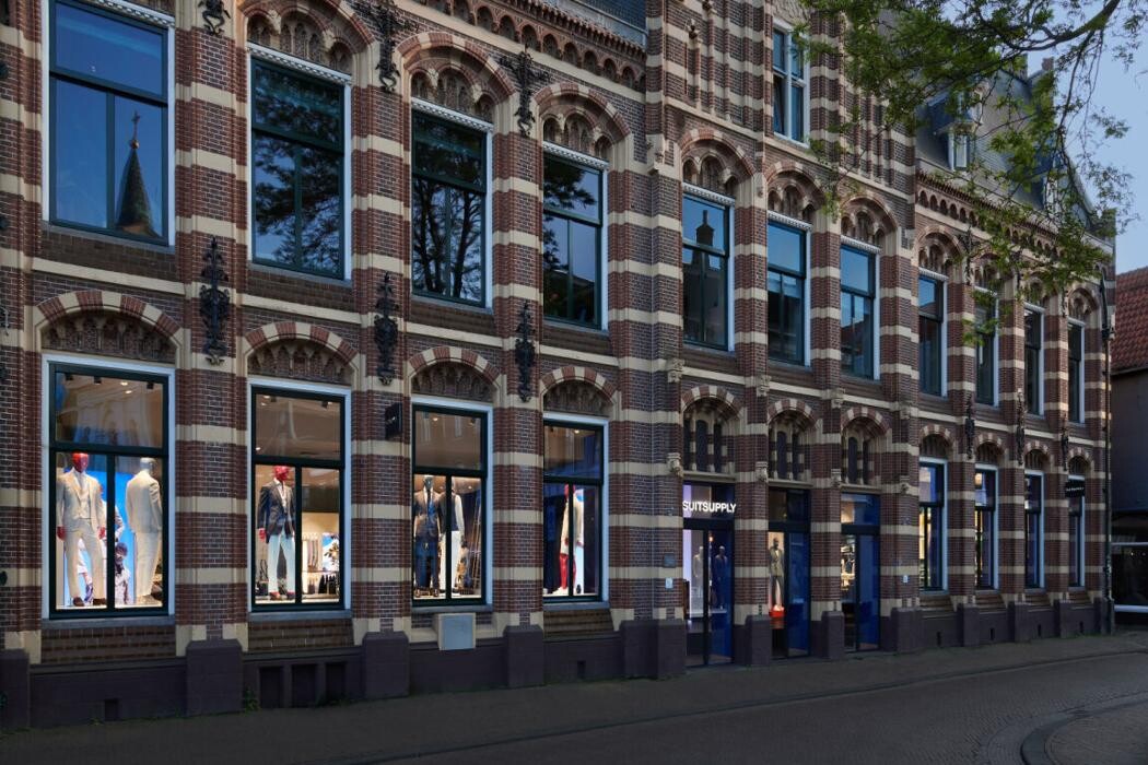 Foto's Suitsupply Haarlem