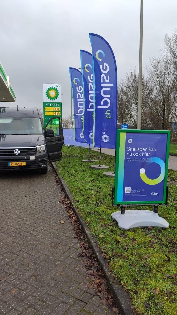 Foto's bp pulse laadstation