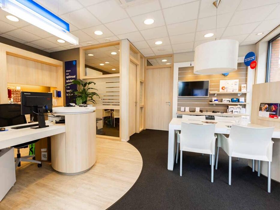 Foto's Audika hoorzorg Bladel | Van Boxtel hoorwinkels