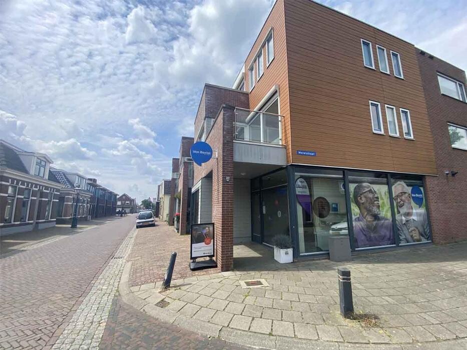 Foto's Audika hoorzorg Wolvega | Van Boxtel hoorwinkels