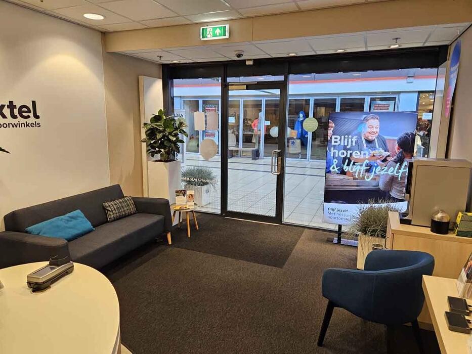 Foto's Audika hoorzorg Groningen | Van Boxtel hoorwinkels