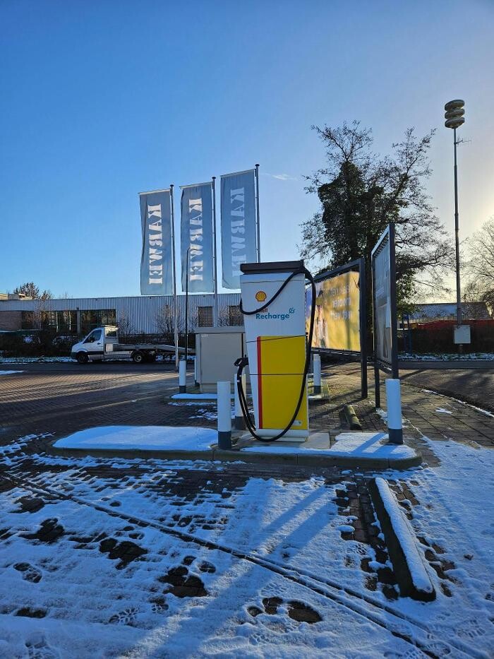 Foto's Shell Recharge Charging Station