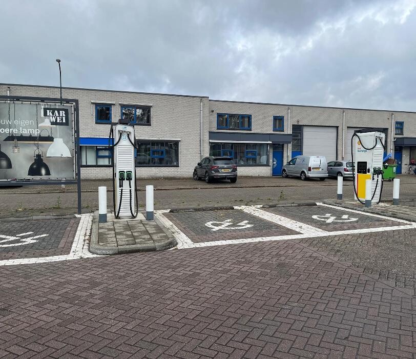 Foto's Shell Recharge Charging Station