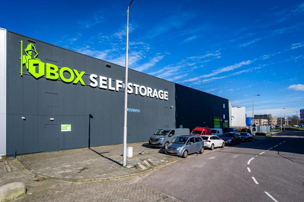 Foto's 1BOX Self Storage Alphen aan den Rijn Opslagruimte huren