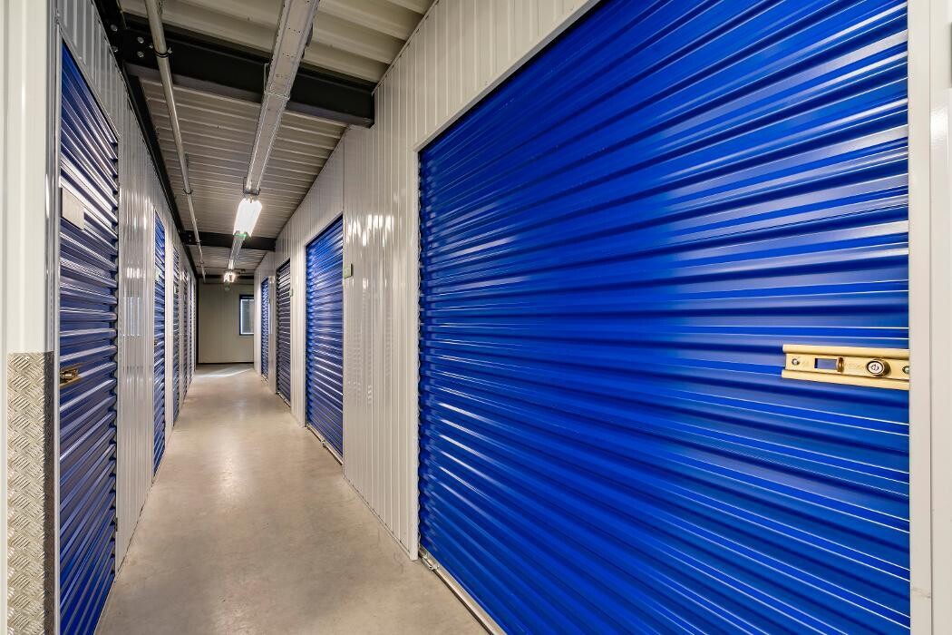Foto's 1BOX Self Storage Alphen aan den Rijn Opslagruimte huren