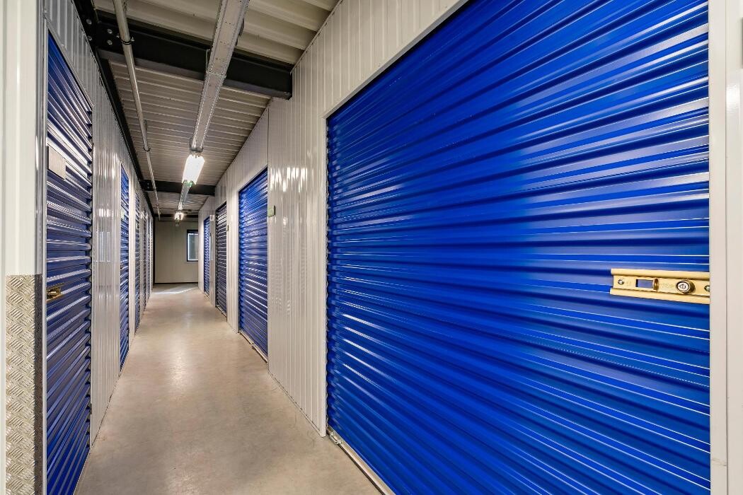 Foto's 1BOX Self Storage Alphen aan den Rijn Opslagruimte huren
