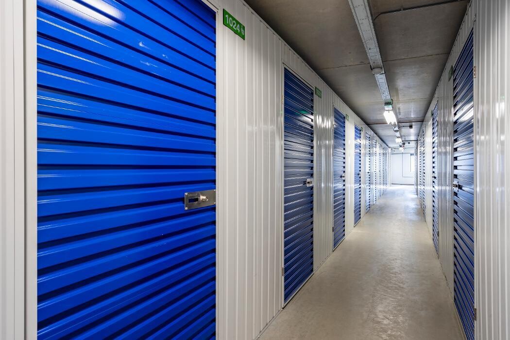 Foto's 1BOX Self Storage Alphen aan den Rijn Opslagruimte huren