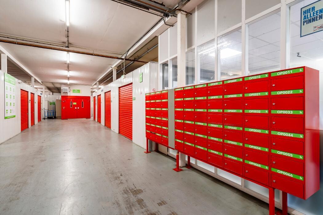 Foto's 1BOX Self Storage Rotterdam Zuid Opslagruimte huren
