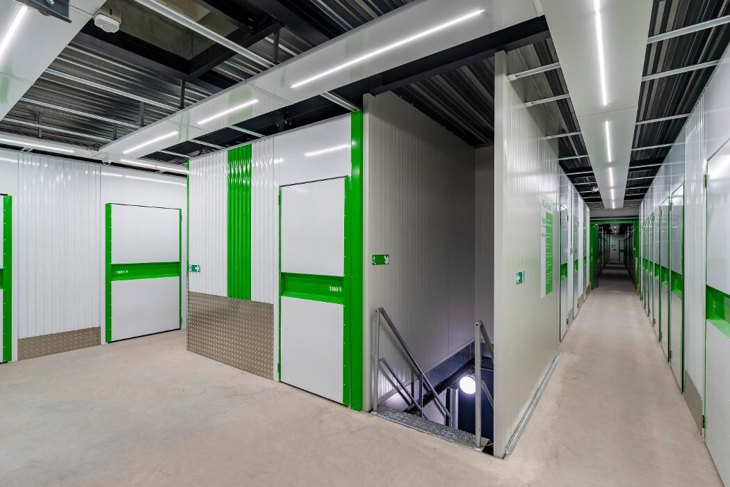 Foto's 1BOX Self Storage Helmond Opslagruimte huren