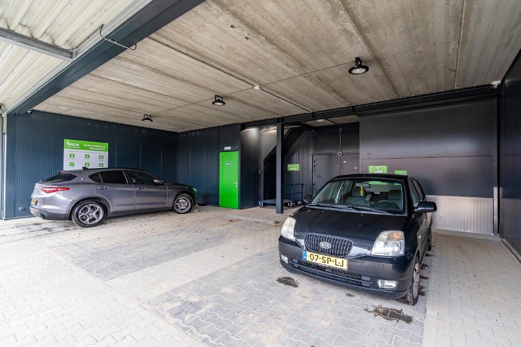 Foto's 1BOX Self Storage Helmond Opslagruimte huren