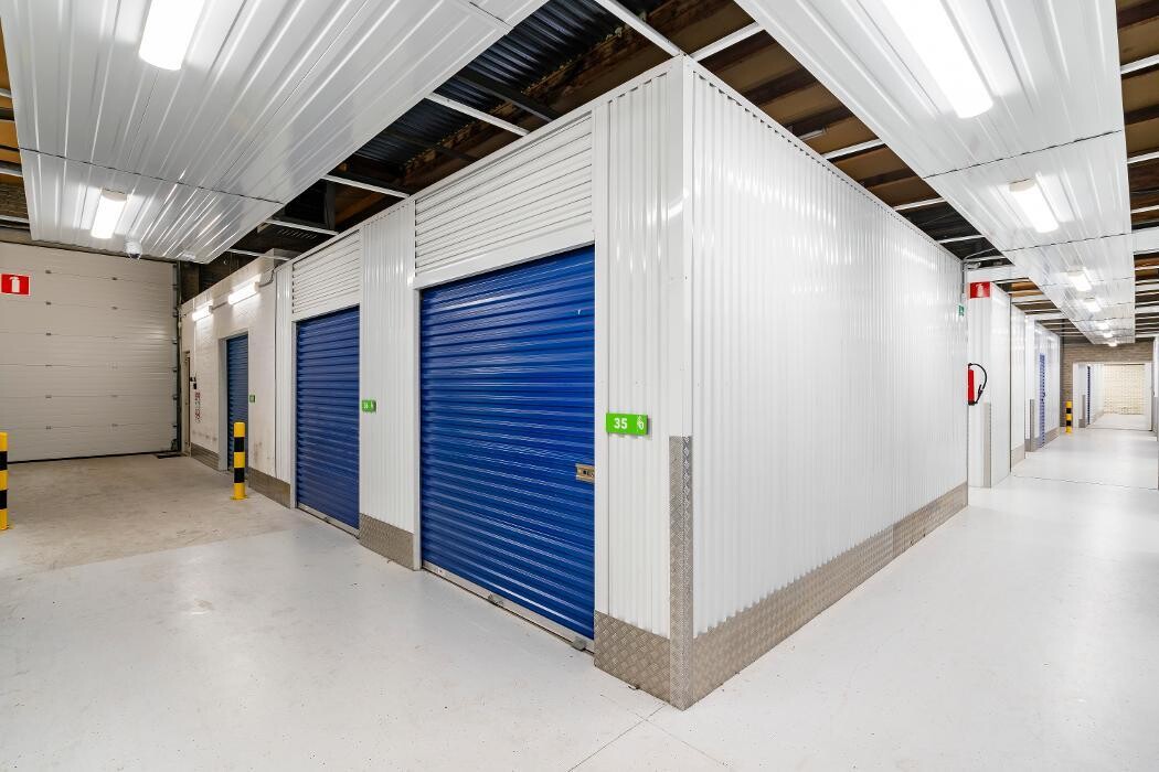 Foto's 1BOX Self Storage Venlo Opslagruimte huren
