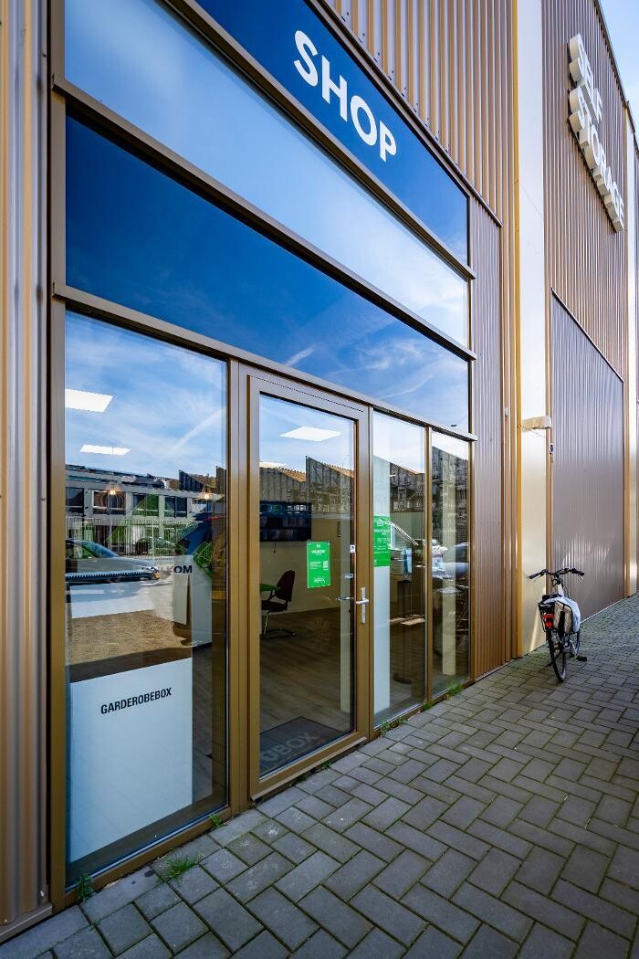 Foto's 1BOX Self Storage Den Haag Opslagruimte huren