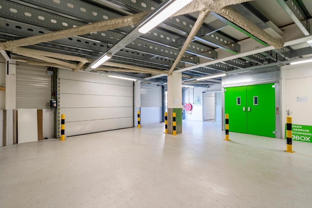 Foto's 1BOX Self Storage Den Haag Opslagruimte huren