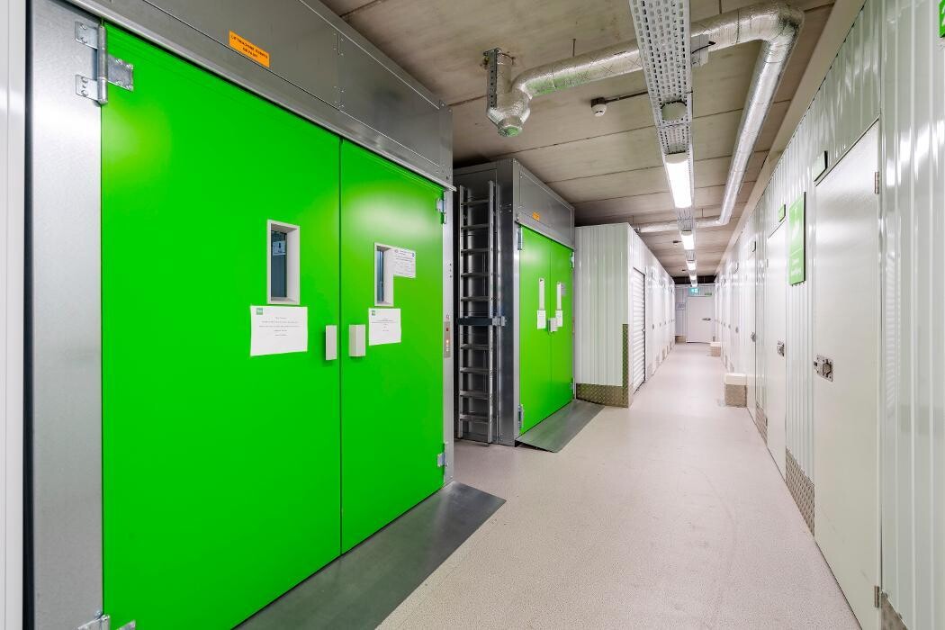 Foto's 1BOX Self Storage Den Haag Opslagruimte huren