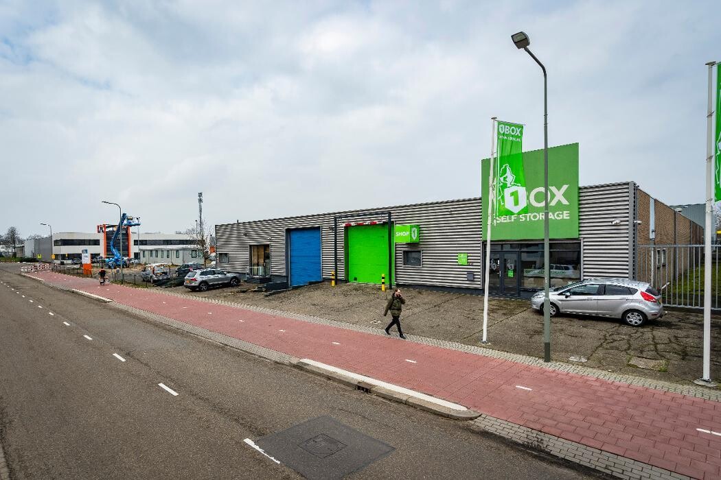 Foto's 1BOX Self Storage Roermond Opslagruimte huren