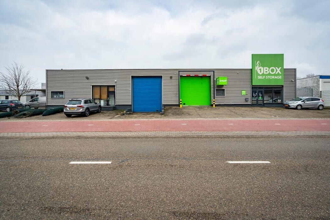 Foto's 1BOX Self Storage Roermond Opslagruimte huren