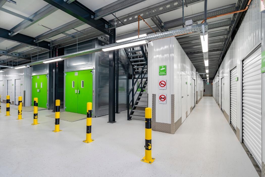 Foto's 1BOX Self Storage Breda Opslagruimte huren