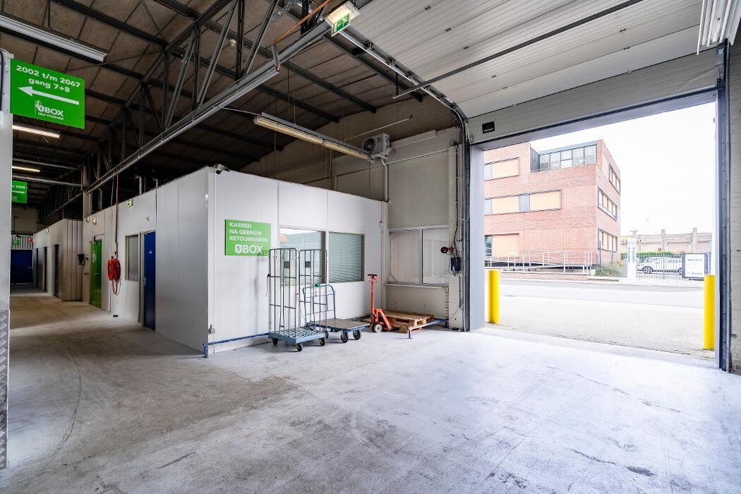 Foto's 1BOX Self Storage Eindhoven-Best Opslagruimte huren