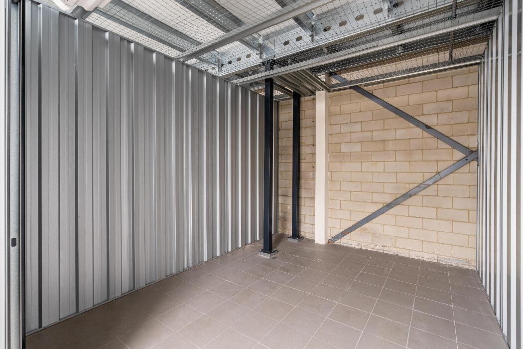 Foto's 1BOX Self Storage Amsterdam-Zuidoost Opslagruimte huren