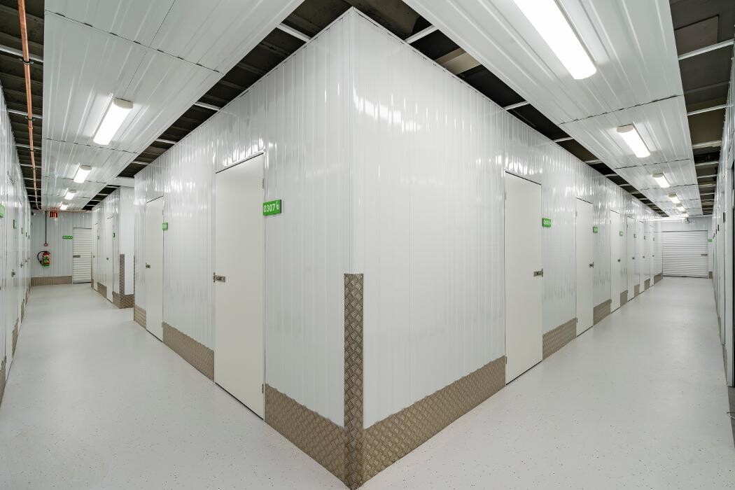 Foto's 1BOX Self Storage Amsterdam-Zuidoost Opslagruimte huren