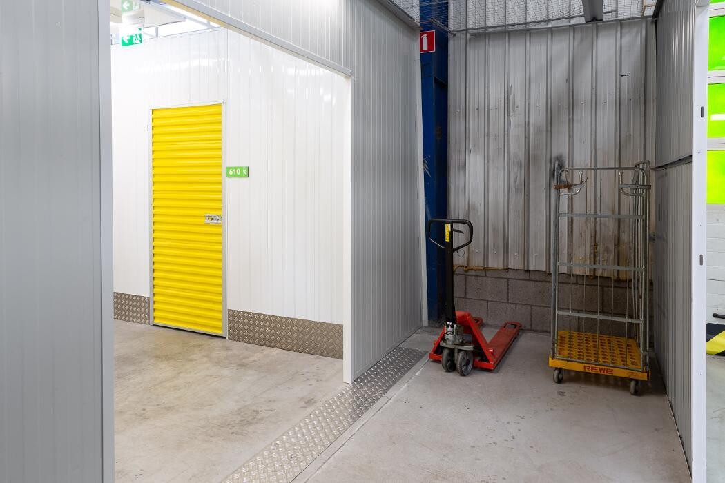 Foto's 1BOX Self Storage Hellevoetsluis Opslagruimte huren
