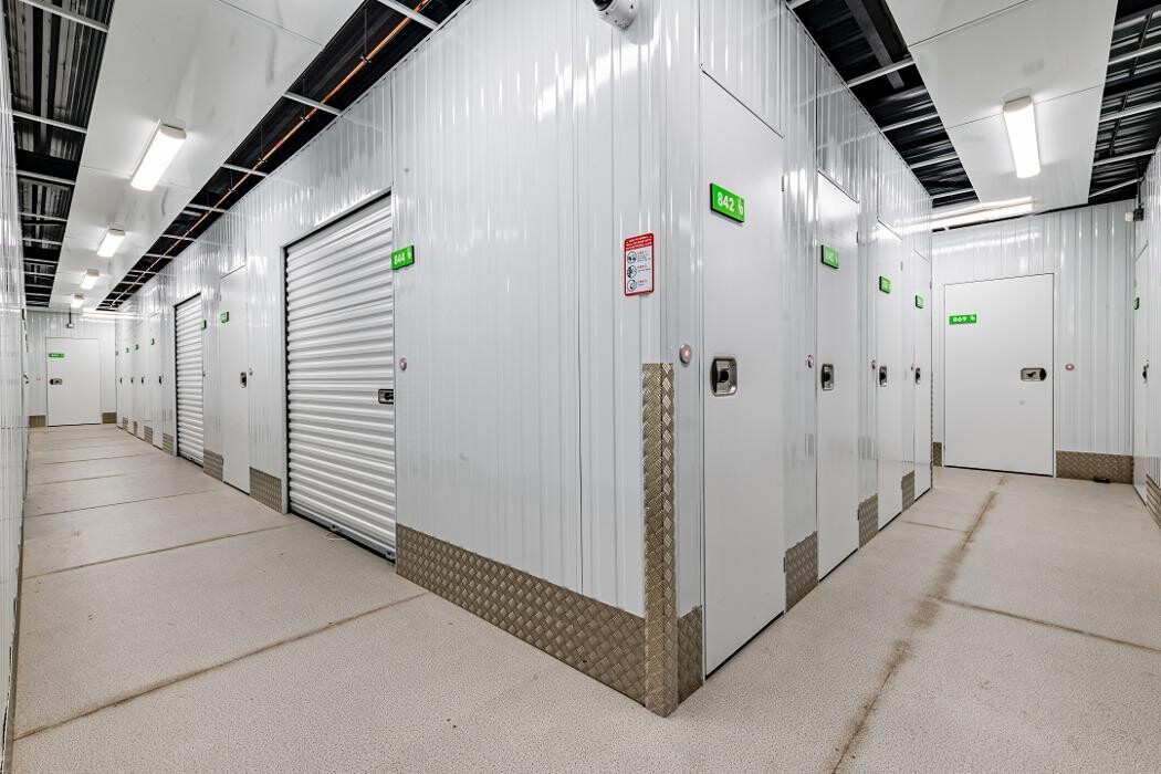 Foto's 1BOX Self Storage Heerlen Opslagruimte huren