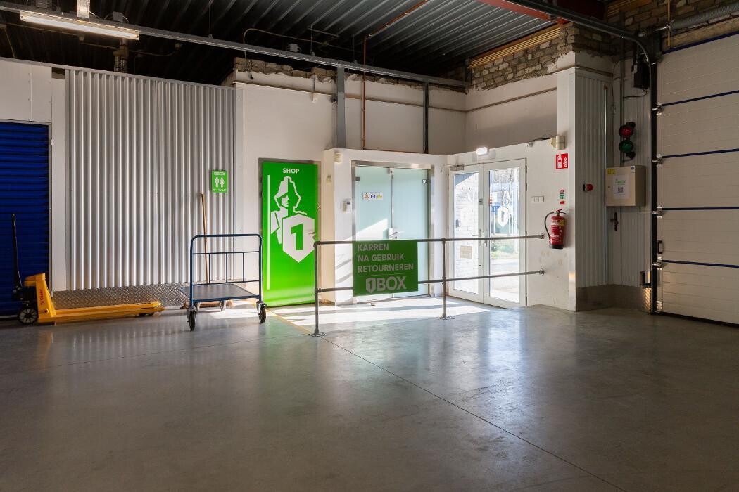 Foto's 1BOX Self Storage Heerlen Opslagruimte huren