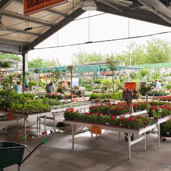 Foto's HORNBACH Tuincentrum Breda