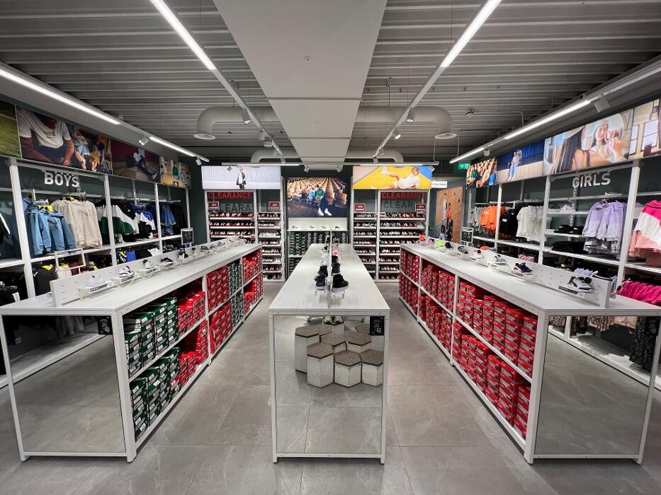 Foto's PUMA Outlet Roermond Kids