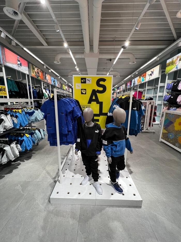 Foto's PUMA Outlet Roermond Kids