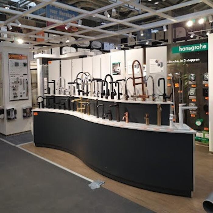 Foto's HORNBACH Badkamerstudio Breda