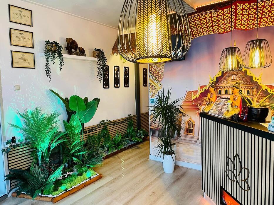 Foto's Krung Thai Salon