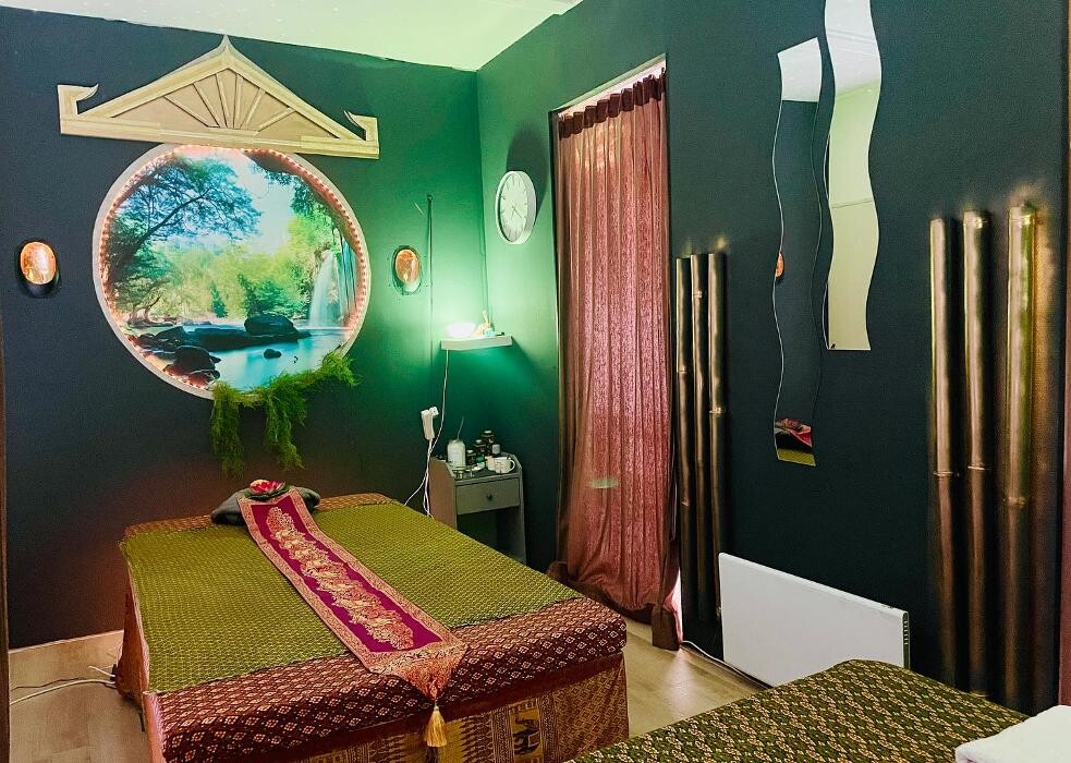 Foto's Krung Thai Salon