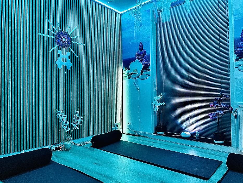 Foto's Krung Thai Salon