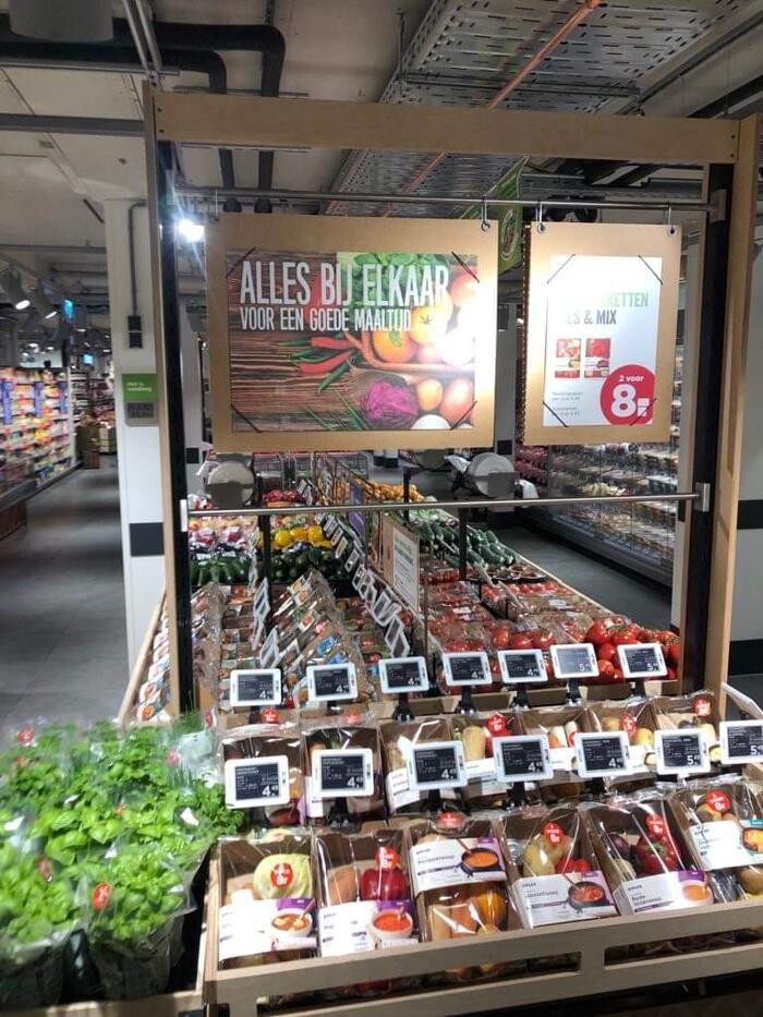 Foto's PLUS Simonides