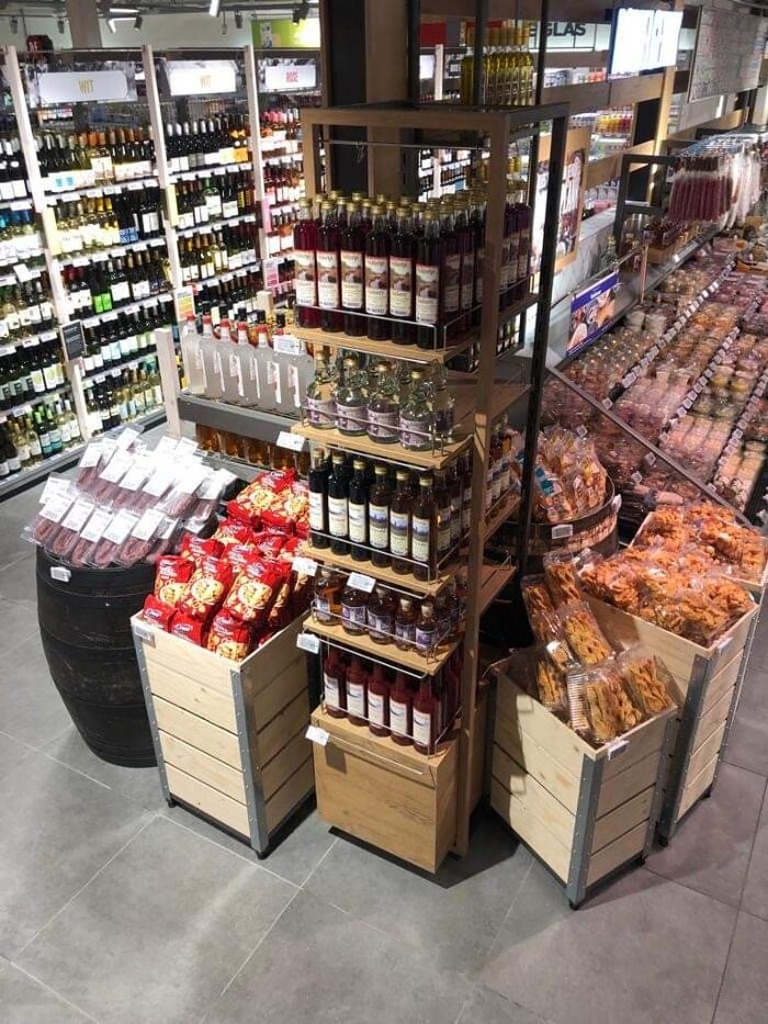 Foto's PLUS Simonides