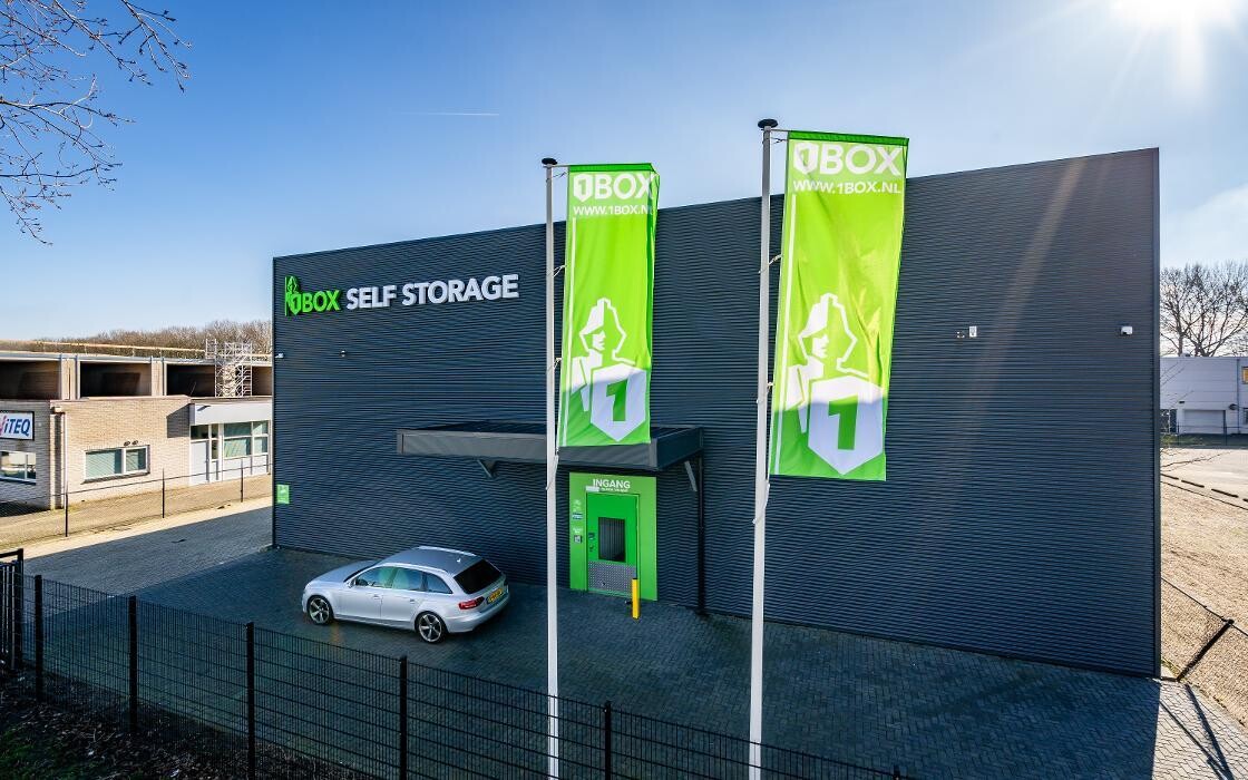 Foto's 1BOX Self Storage Almere Opslagruimte huren
