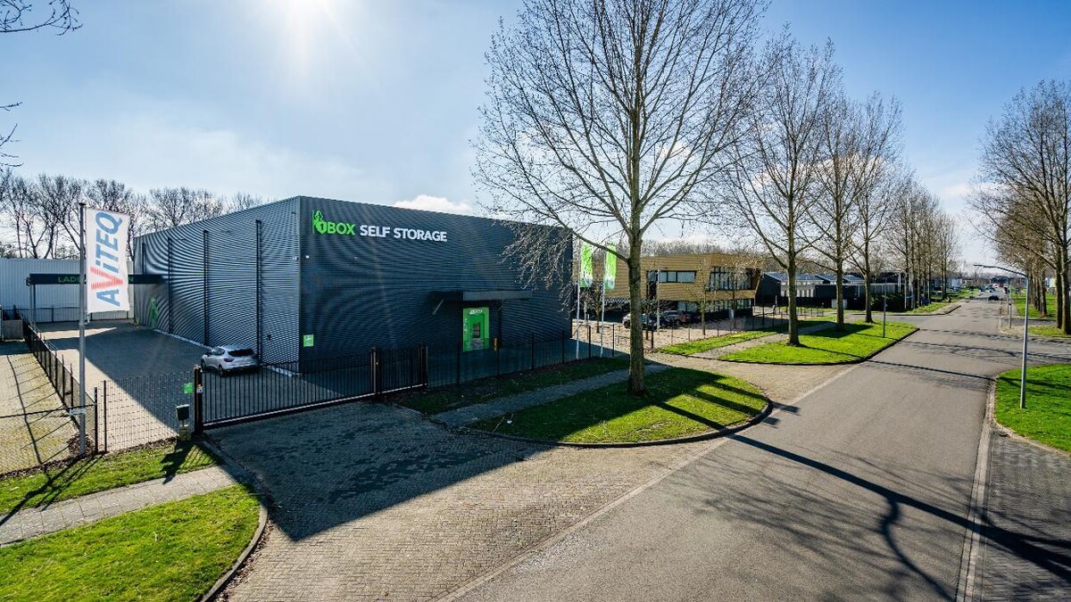 Foto's 1BOX Self Storage Almere Opslagruimte huren