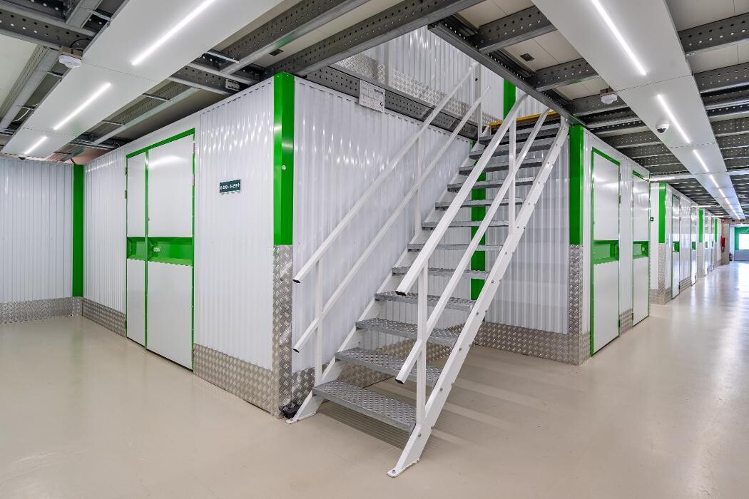 Foto's 1BOX Self Storage Almere Opslagruimte huren