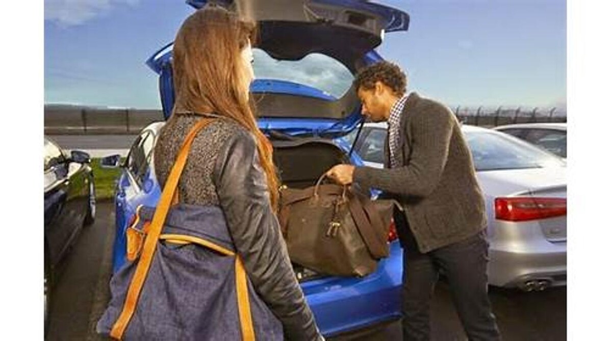 Foto's Avis Autoverhuur - Luchthaven Amsterdam