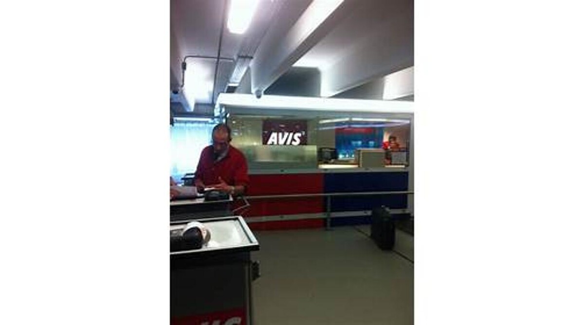 Foto's Avis Autoverhuur - Luchthaven Amsterdam