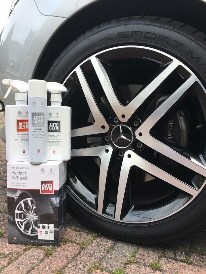 Foto's Autovakmeester Wemmenhove PCA Dealer Citroën Peugeot Renault en Wemmenhove Autoverhuur