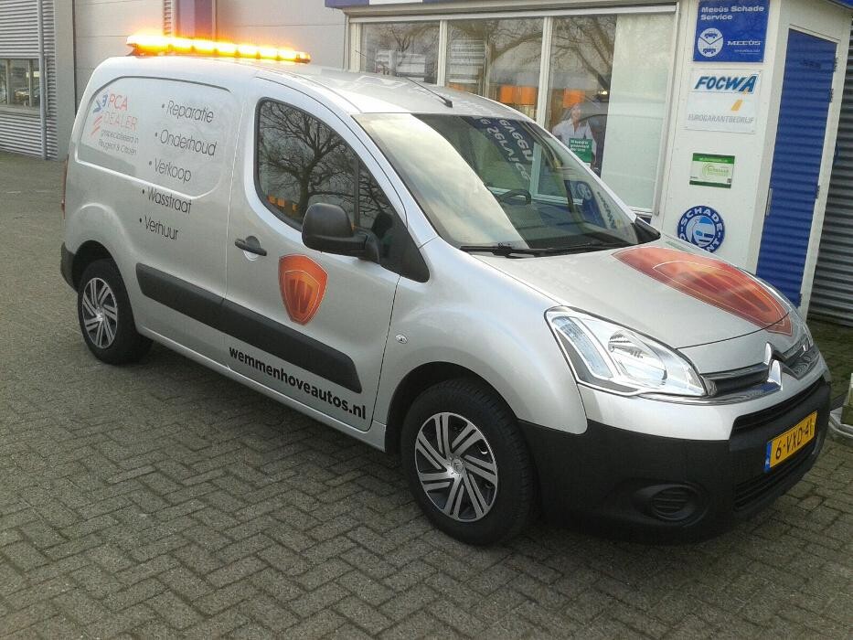 Foto's Autovakmeester Wemmenhove PCA Dealer Citroën Peugeot Renault en Wemmenhove Autoverhuur