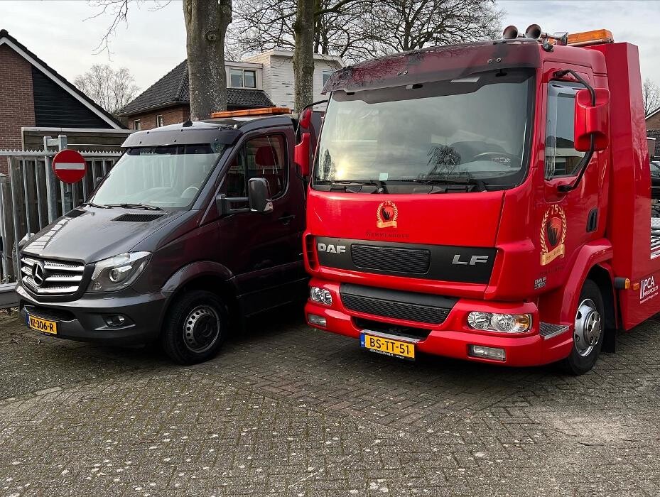 Foto's Autovakmeester Wemmenhove PCA Dealer Citroën Peugeot Renault en Wemmenhove Autoverhuur