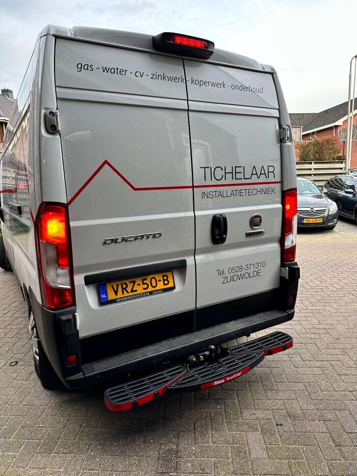 Foto's Autovakmeester Wemmenhove PCA Dealer Citroën Peugeot Renault en Wemmenhove Autoverhuur