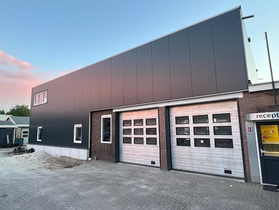 Foto's Autovakmeester Wemmenhove PCA Dealer Citroën Peugeot Renault en Wemmenhove Autoverhuur
